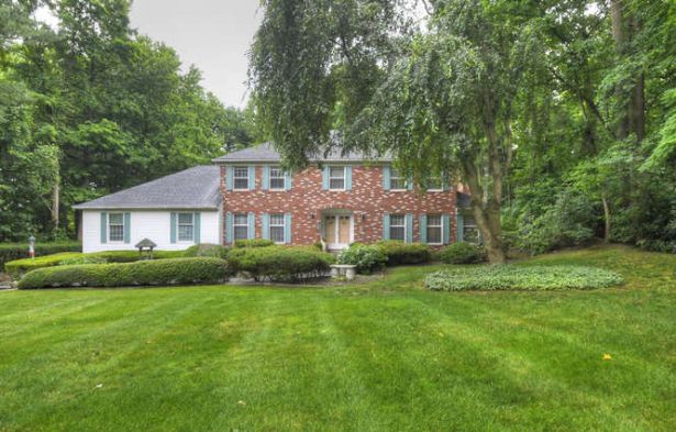 2 NORTHVIEW TER